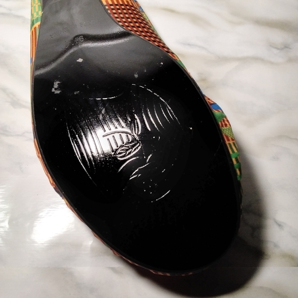 Shoes - Picture 6 of 6